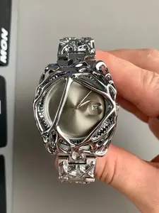 Gothic Punk Style Hollow Watch, Round Dial Analog, Blood Dial, Date Display Window, Skull Skeleton Design, Men's Hardcore Fashion Accessory