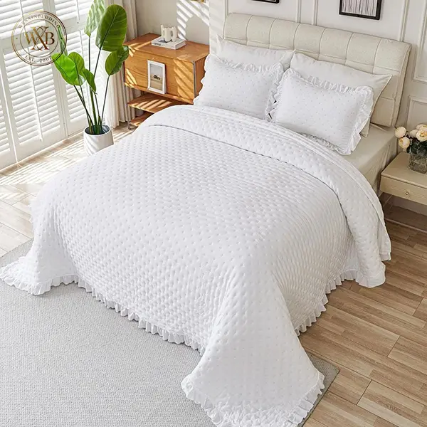 Light Gray & White Ruffle Dot Quilt Set 3 Pieces Soft Brushed Microfiber All Season Lightweight Quilted Bedspread Coverlet Bedding Set with Matching Frilled Pillow Shams French Cottage Neutral Farmhouse Bedroom Decor