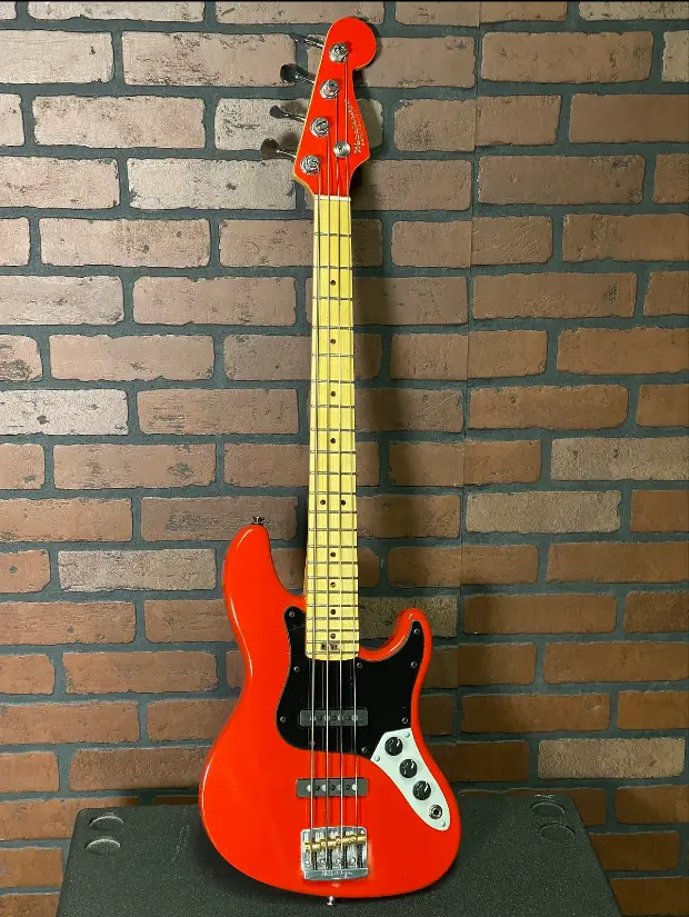 Short Scale Woodcraft Electric Bass JB4 Mini 4-String Glossy Red