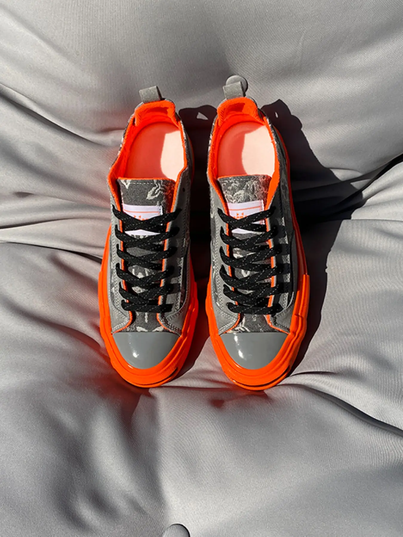 New Spring Casual Men's Skate Shoes, Canvas Sneakers, Casual Walking Sneakers, Lightweight Casual Sneakers, Athletic Sneakers, Trendy Print, Low Top, Comfortable Sport Shoes for All Seasons, Trendy Fashion Sneaker, Footwear Sneakers