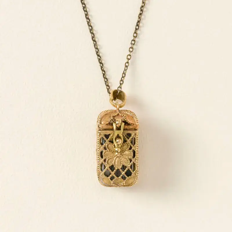 Virelyn B Tiny Tarot Deck Necklace, Brass Cage Design with Wisdom Arcana Theme, Mini Gifts for Tarot Enthusiasts, Necklaces