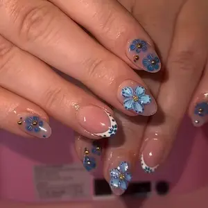 Elevate Your Style with 24pcs Short Oval Nail Art Set, Nail Art Supplies, French Petal Design, Flower Nails, Glossy Finish, Perfect for Women & Girls, Daily Use
