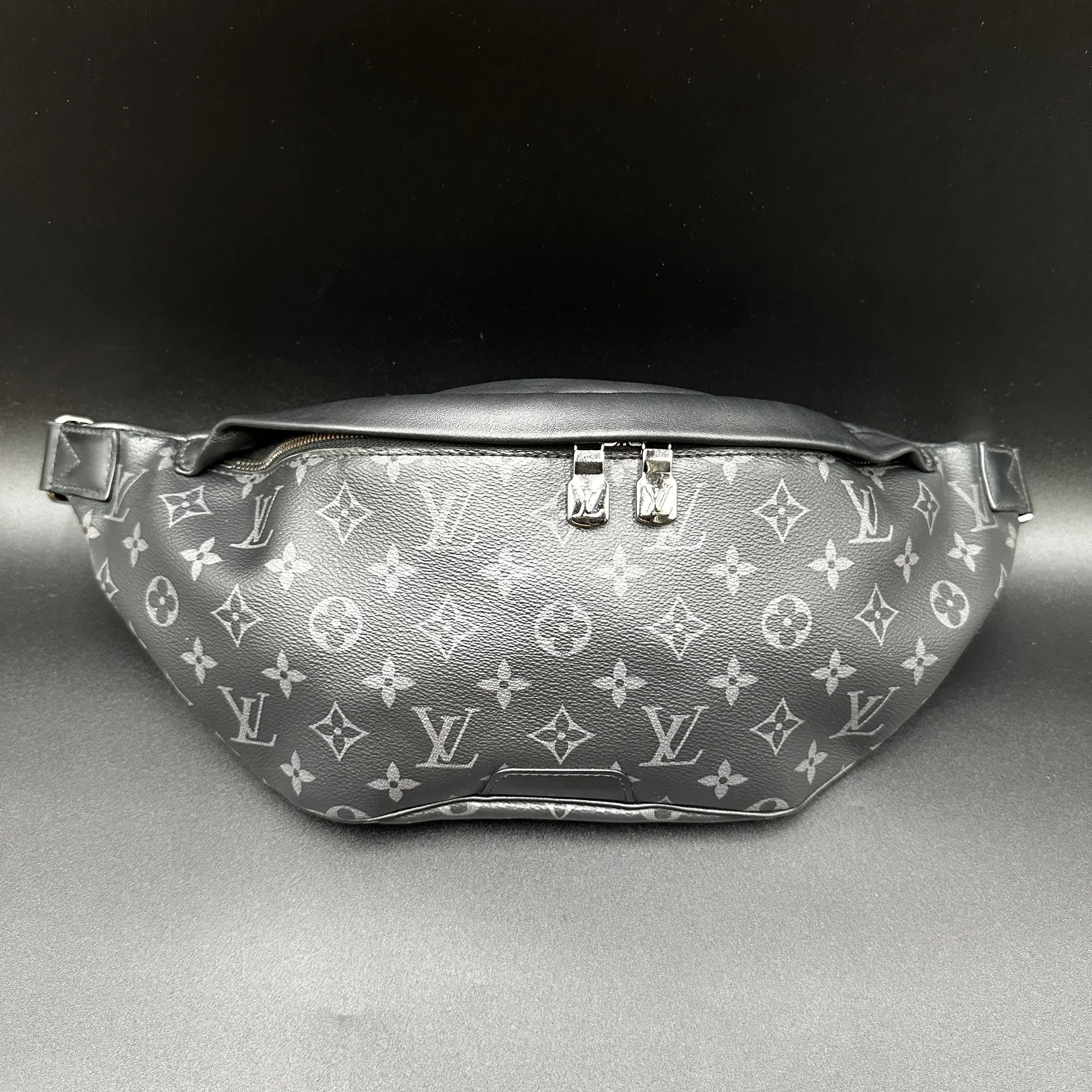 Pre-owned Louis Vuitton Calfskin Leather Belt Bags Black Monogram Eclipse Discovery Bumbag