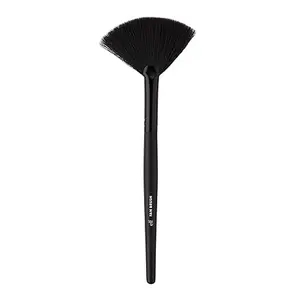 e.l.f. Cosmetics Fan Brush - Soft, Absorbent, Cruelty-Free Synthetic Bristles for Makeup, Lightly Dusting, and Contouring - Flawless Professional quality make