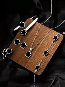 Elegant Clover Design Pendant Necklace Set, Fashion Lucky Flower Jewelry, Matching Jewelry Set, 6-Piece Bracelet Earrings Ring Set, Perfect for Valentine's Day Gift