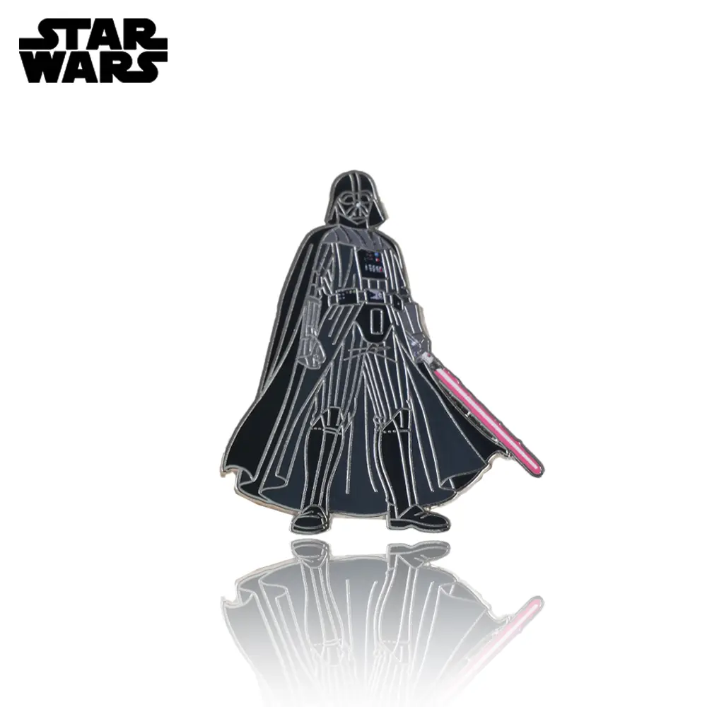 1PC Star Wars Officially Licensed Darth Vader Crest Collectible Deluxe Pewter Fashion Lapel Pin Novelty Accessory Silver Enameled Metal for Mom Dad Grand Mother Father Teacher Sister Funny Birthday Gifts