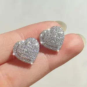 A Set of Stylish Synthetic Cubic Zirconia Heart-Shaped Stud Earrings Suitable for Everyday Use, Party Occasions, And Valentine'S Day Presents