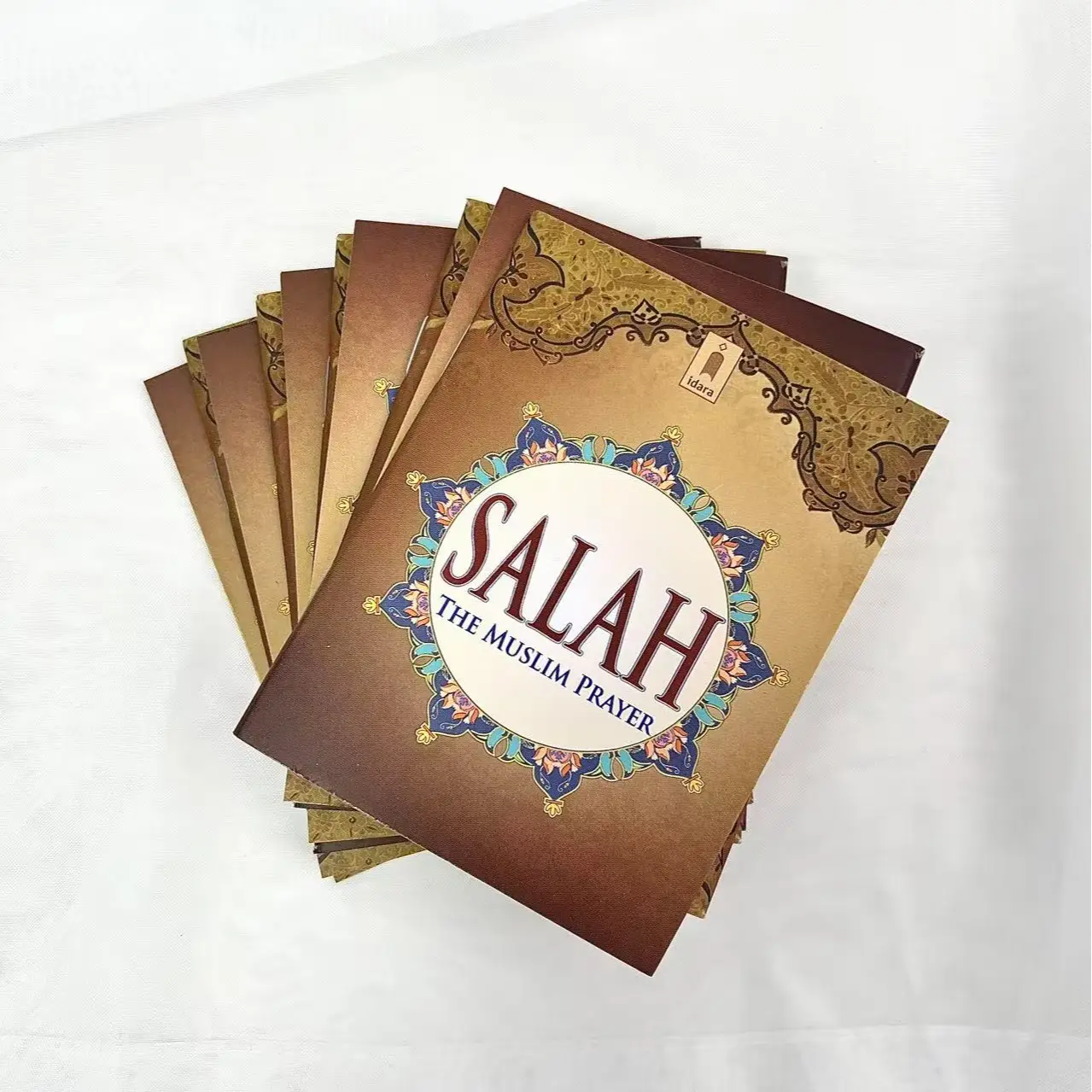 Salah the Muslim Prayer Pocket Size Guide - Comprehensive Resource for Learning and Mastering Prayer Techniques for Muslims and Reverts