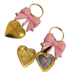 Sincerely Keychain Holder Bag  Gold Heart Design with Red String and Star Charm