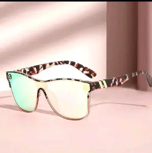 Tortoise Shell Pattern Sunglasses Microfiber