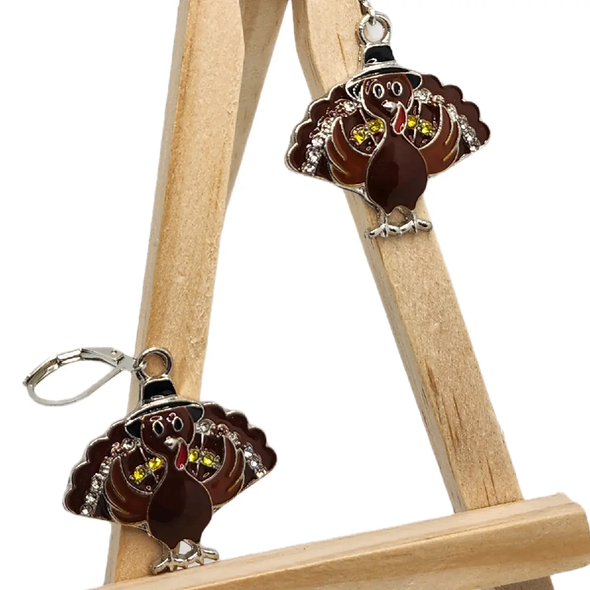 Festive Turkey Hoop Earrings - High-Quality Materials for Any Occasion - Eye-Catching Unique Design - Perfect Holiday Accessory