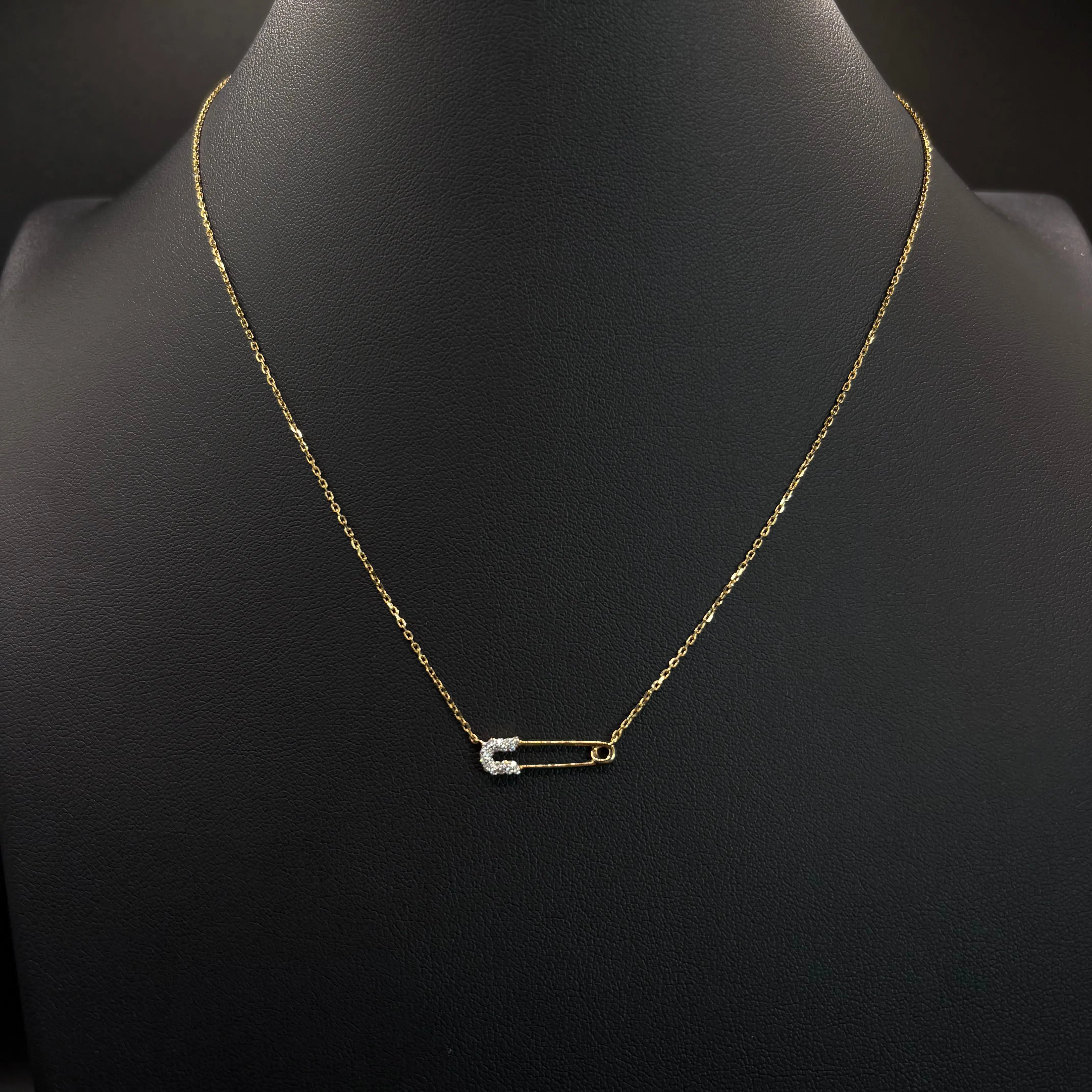 Diamond Safety Pin Necklace – 14K Yellow Gold (0.10 CTW Natural Diamonds)
