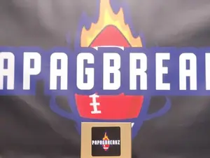 PAPAGBREAKZ TRADING CARDS AND MULTI BOX BREAK 10 MINI HLM W/ GUARANTEED HIT!!!