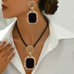Lxalry Black & Gold Contrast Jewelry Set for Women, Handmade Electroplated Necklace & Earrings Duo, Bold Statement Gift for Evening Glamour & Red Cararet Events
