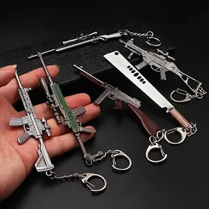 1pc Toy Gun Keychain, Alloy Toy Gun Model Pendant Car KeyChain Car Key Ring Gift For Men Boys