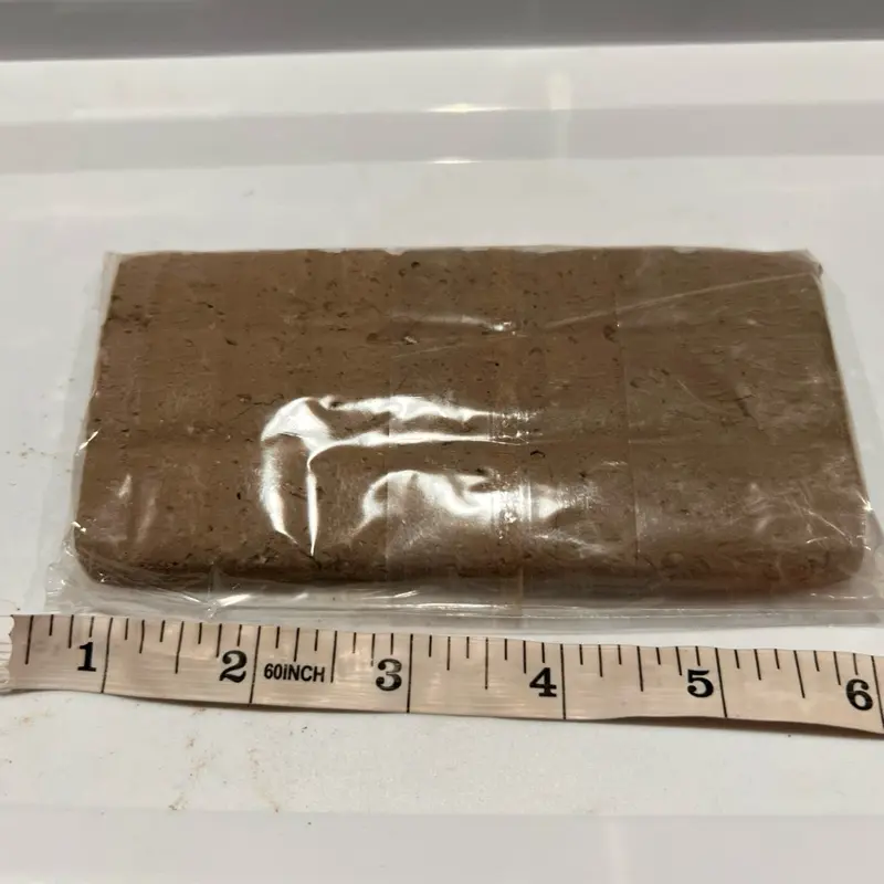D- CRUJIDOS- Dubai Clay Premium Piece Made Out of Brown Clay and Terron humo. 6 inches long