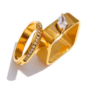 The Modern Heirloom Ring Set