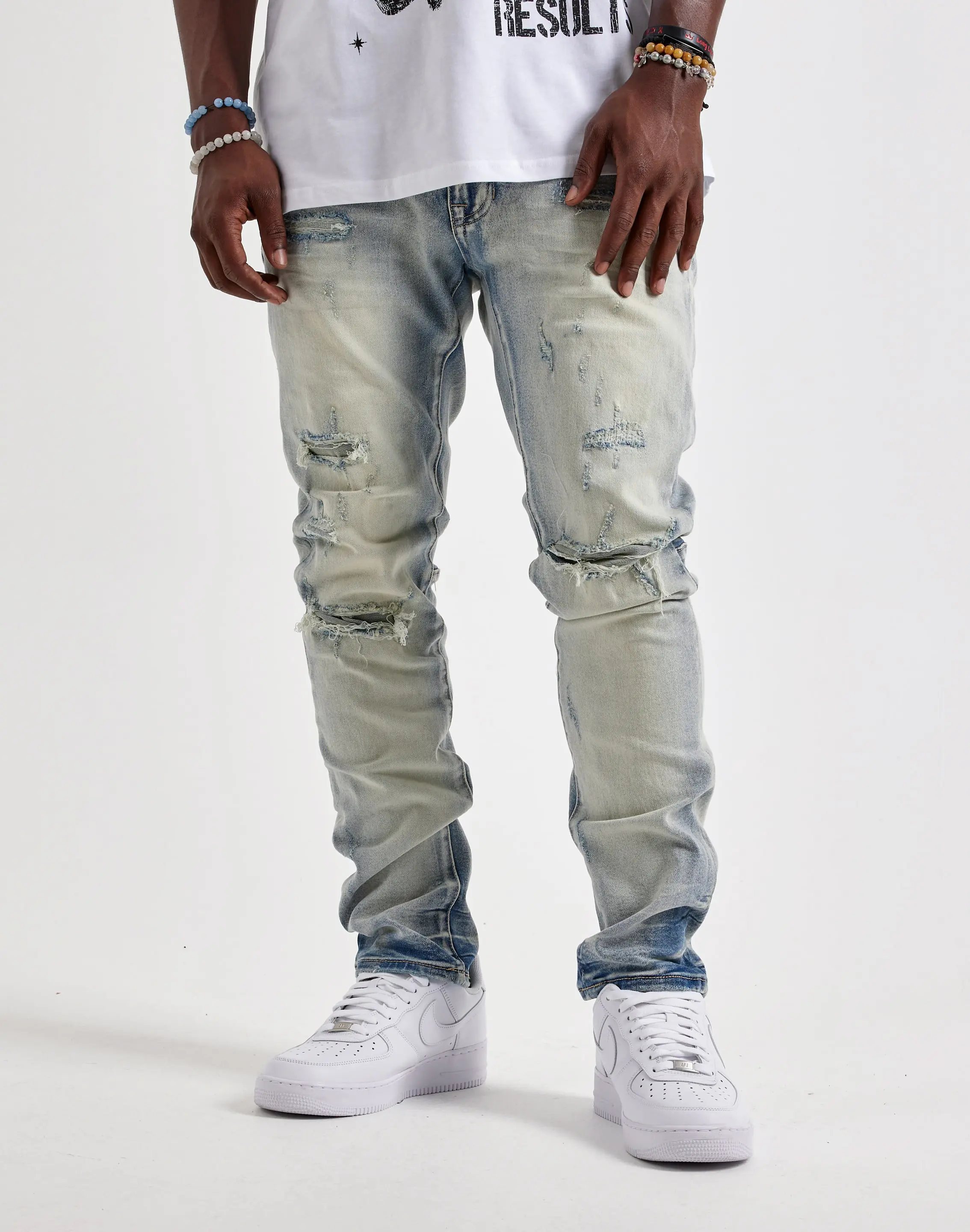 Mens Smoke Rise Slim Whisker Distressed Denim Jeans