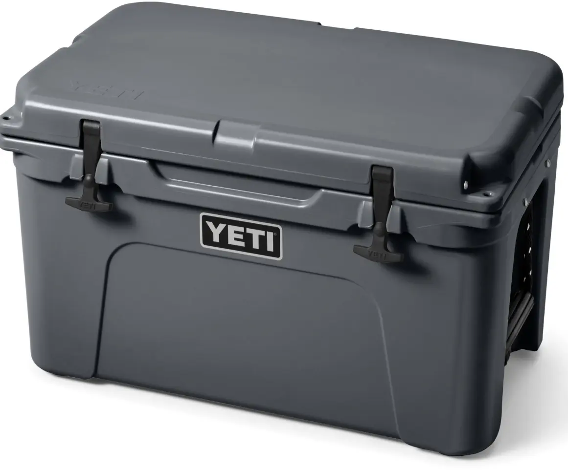 Tundra 45 Cooler - Rotomolded Polyethylene Construction, Proprietary PermaFrost Insulation, 32.9L Capacity - Rotomolded Polyethylene Construction for Excellent Impact Resistance