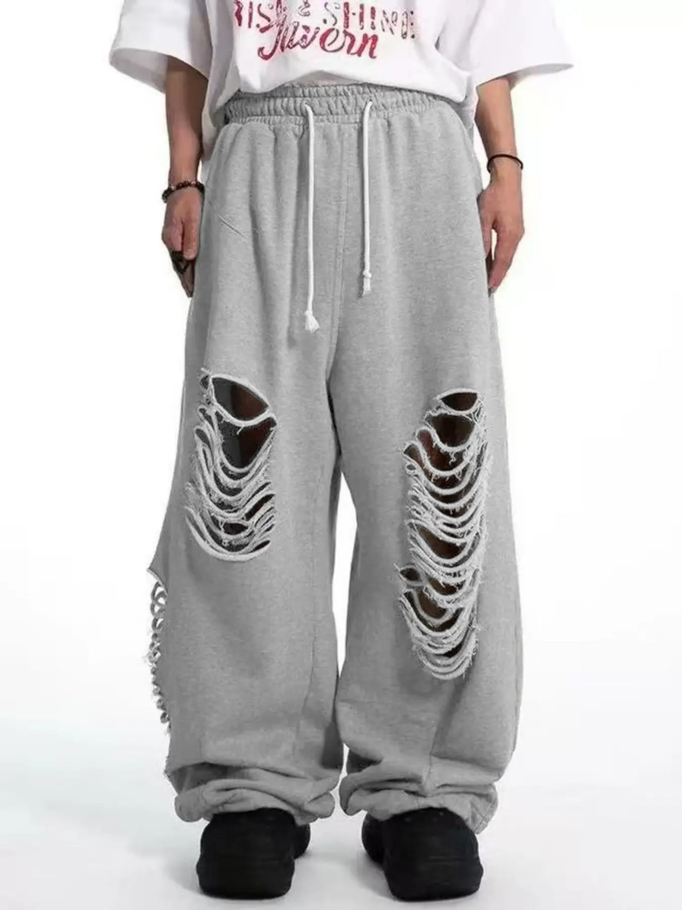 Men's High Street Ripped Sweatpants, Loose Wide Leg Pants, Sports Casual Pants, Athletic Casual Trousers, Vintage Fashion Sportswear, European and American Street Style, Casual Comfy Sweatpants, Athleisure Pants