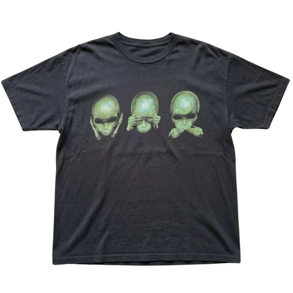 See Hear Speak No Evil Alien Shirt, Retro Green Extraterrestrial T-Shirt, Gift For Woman, Gift For Men, Womenswear Top Streetwear, Trending Shirt