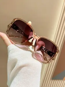 Unisex Large Frame Fashion Sunglasses, Elegant Style for Travel, Sports, Driving, Festivals, Beach, Trendy Beach Eyewear, Summer Accessories, Mirrored Shades