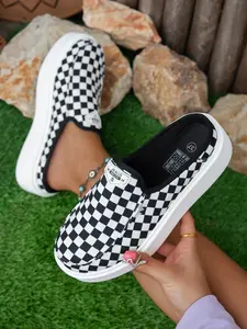 2026 Women’s new styles: brown, black, gray, green. pink, leopard print. colorful. milk-colored. black and white. thick-soled mules Shoe. large size, comfortable, casual, slip-on design. suitable for school/vacation.