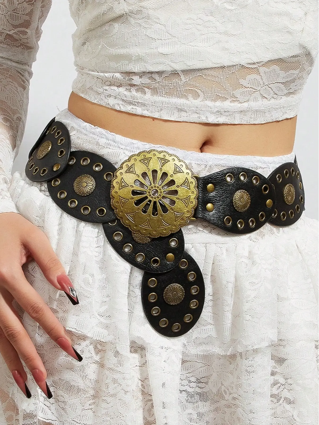 Boho Style PU Leather Rivet Belt Buckle, Vintage Floral Design, Cowgirl Belt, Cowboy Belt, Western Buckle Belt, Western Concho Belts, Perfect for Dresses, Skirts, Jeans, Parties & Daily Wear
