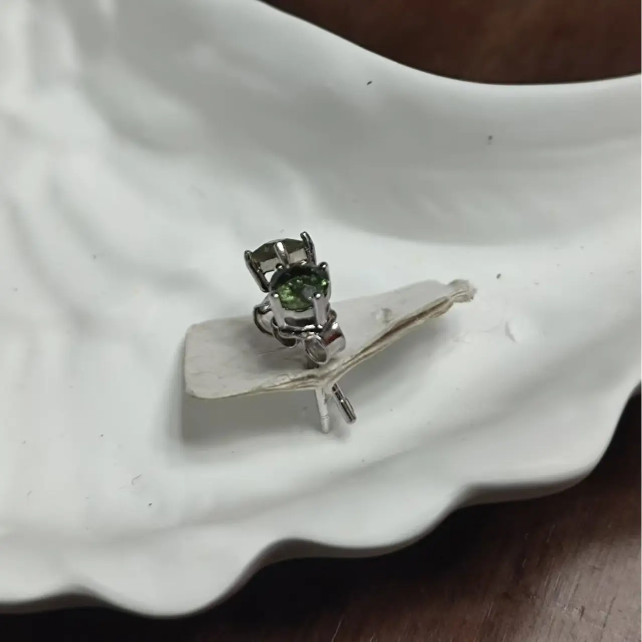 nature galss earing (Moldavite earing) Stud Earring Jewelry Ear Studs（live link ,don't pay order directly!）