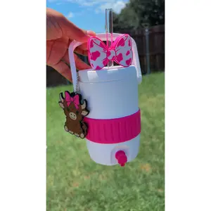 12oz Can cooler with tab opener