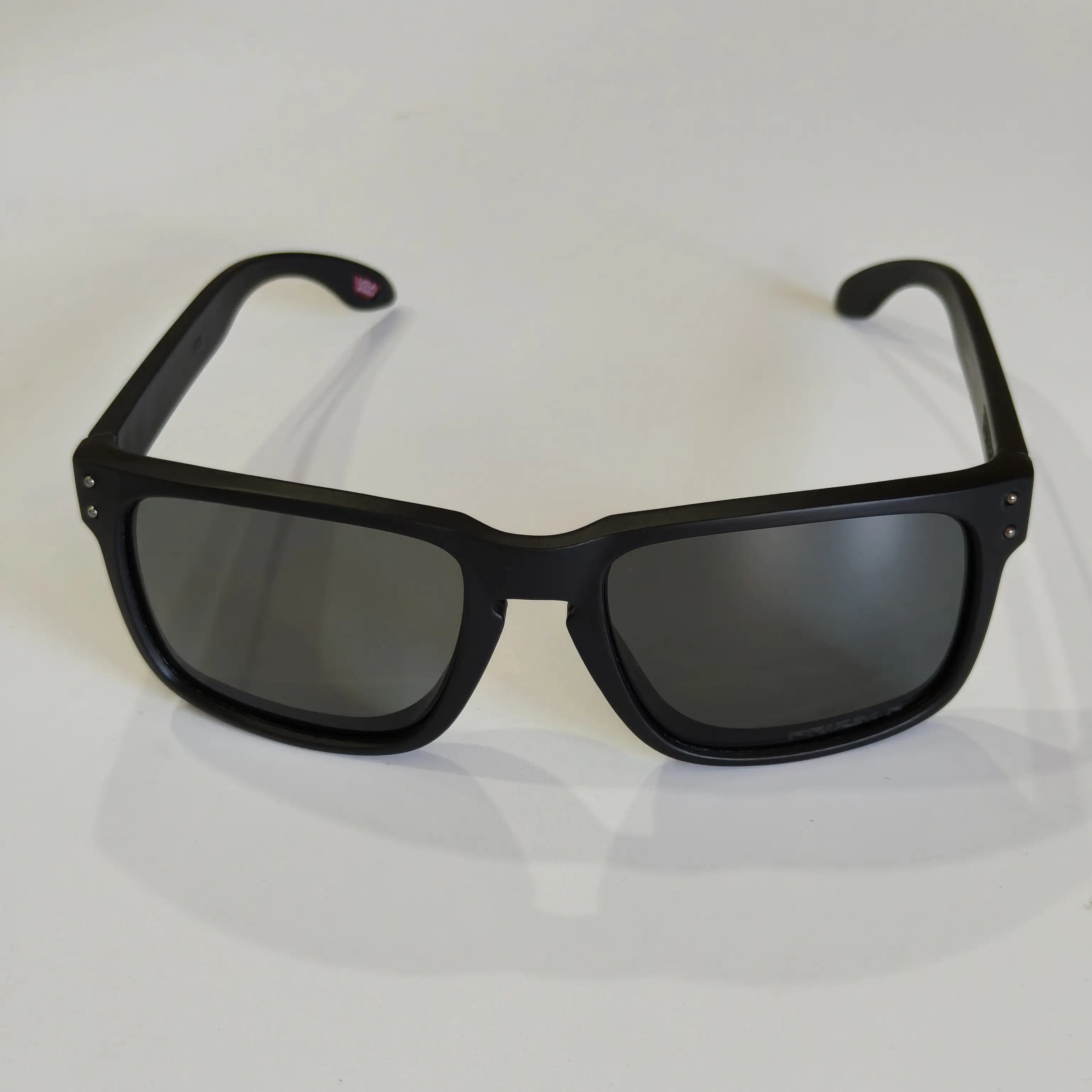Holbrook-Black/Grey