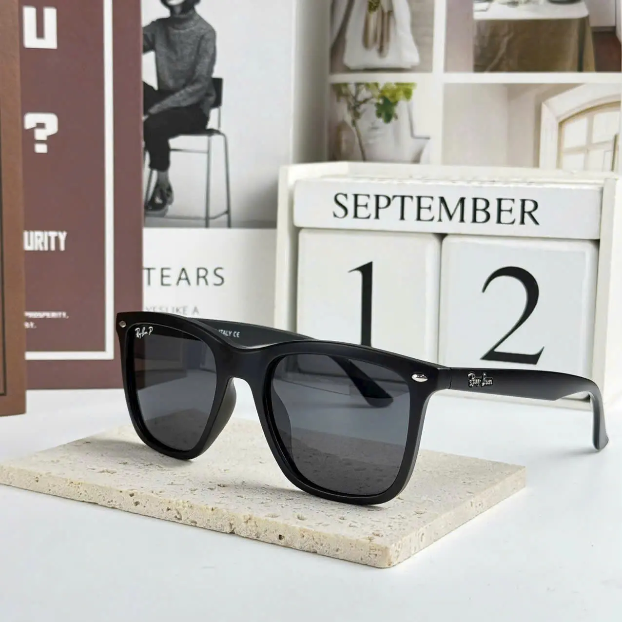 RAY-BAN Black Square Lens Sunglasses with a Classic Design