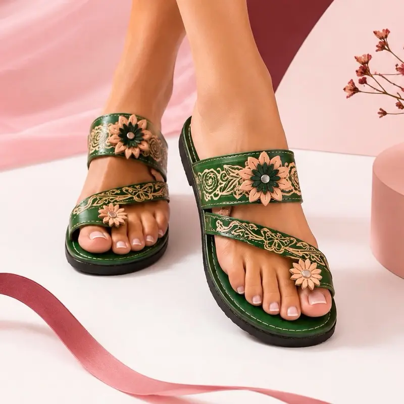Huarache Mexicano - Mexican Leather Huaraches Handmade huaraches Women's Shoes with sunflower & Sunflower Pattern Closed Toe Comfortable Dayli use - chancla oscura ancha girasol - chancla mete dedo verde