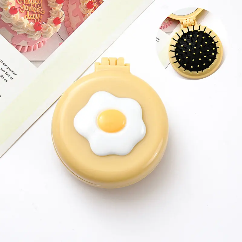 Small plastic comb