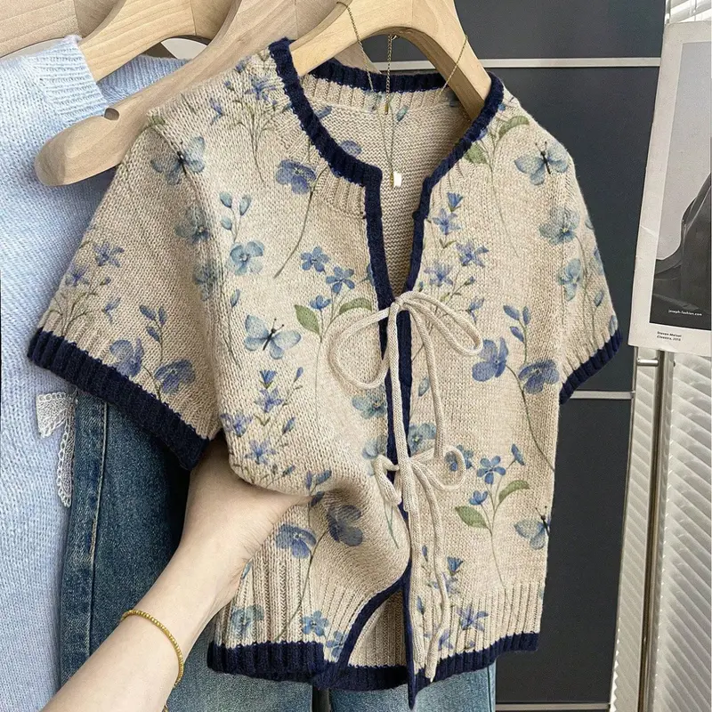 Women's Chic Khaki Bohemian Short-Sleeve Lightweight Knit Top, Casual Boho Soft Loose Round-Neck Design with Contrast Floral Print, Front Tie and Contrast Piping, Comfortable & Stylish for Spring & Summer Casual Wear