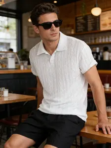 Men's Solid Color Stretch Knit Jacquard Short Sleeve Polo Shirt, Classic Fit Casual Polo for Golf, Work, and Daily Wear