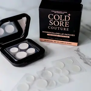 Cold Sore Couture Hydrocolloid Lip Patch Compact - 36 Patches for Comfort & Protection Formulated with L-Lysine and Lemon Balm