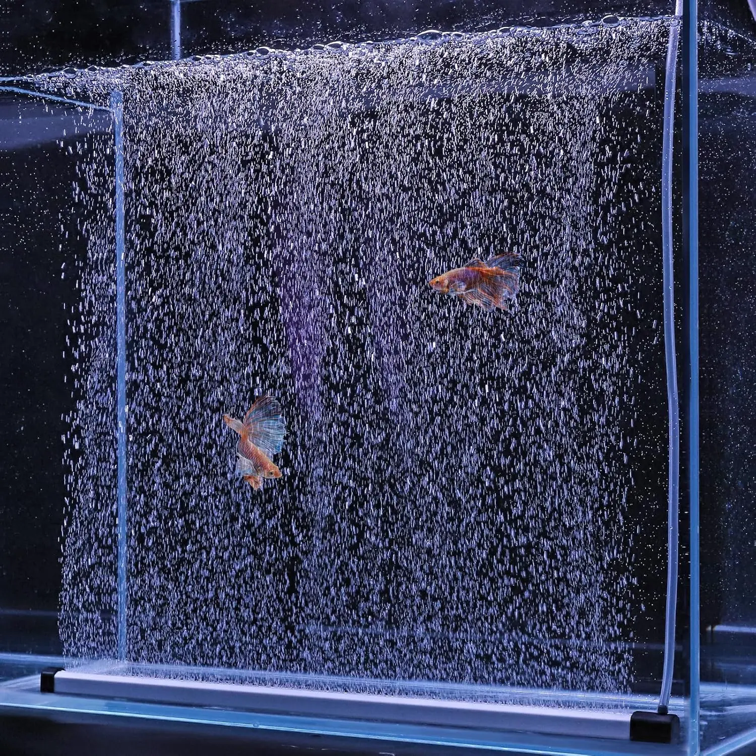 Aquarium Bubble Strip, Nano Air Bubble Curtain Wall Aquarium, Quiet High Dissolved  Diffuser Fish  Bubbler Decorations Self-Sinking for Freshwater Saltwater (16.9 Inch)