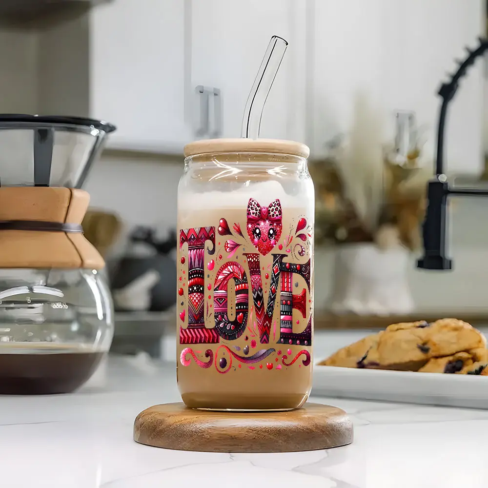 Bohemian LOVE Design 16oz Glass Water Cup with Lid and Straw, Bamboo Lid Reusable Glass Drinking Cup, High-Quality Glass Jar Design, Suitable for Iced Coffee, Beer, Juice, Milk, Cold Drink Glass Cups, Fashionable Glassware Perfect Gift for Bohemian Style