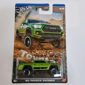 Hot wheels Silver Series Toyota Tacoma '20 2/5