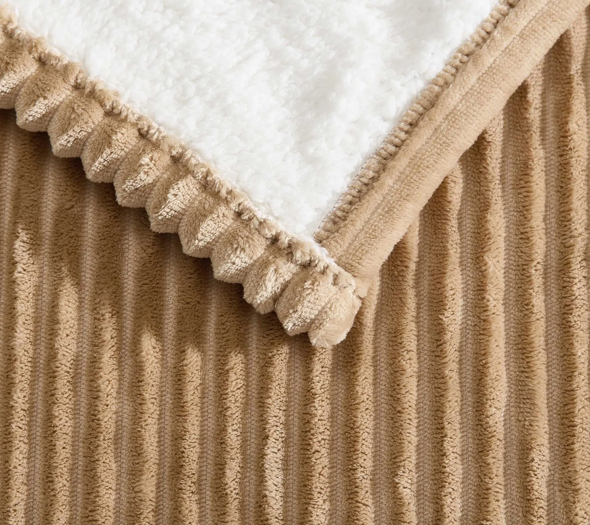 Eddie Bauer Mountain Valley Brown Plush Full Heated Blanket