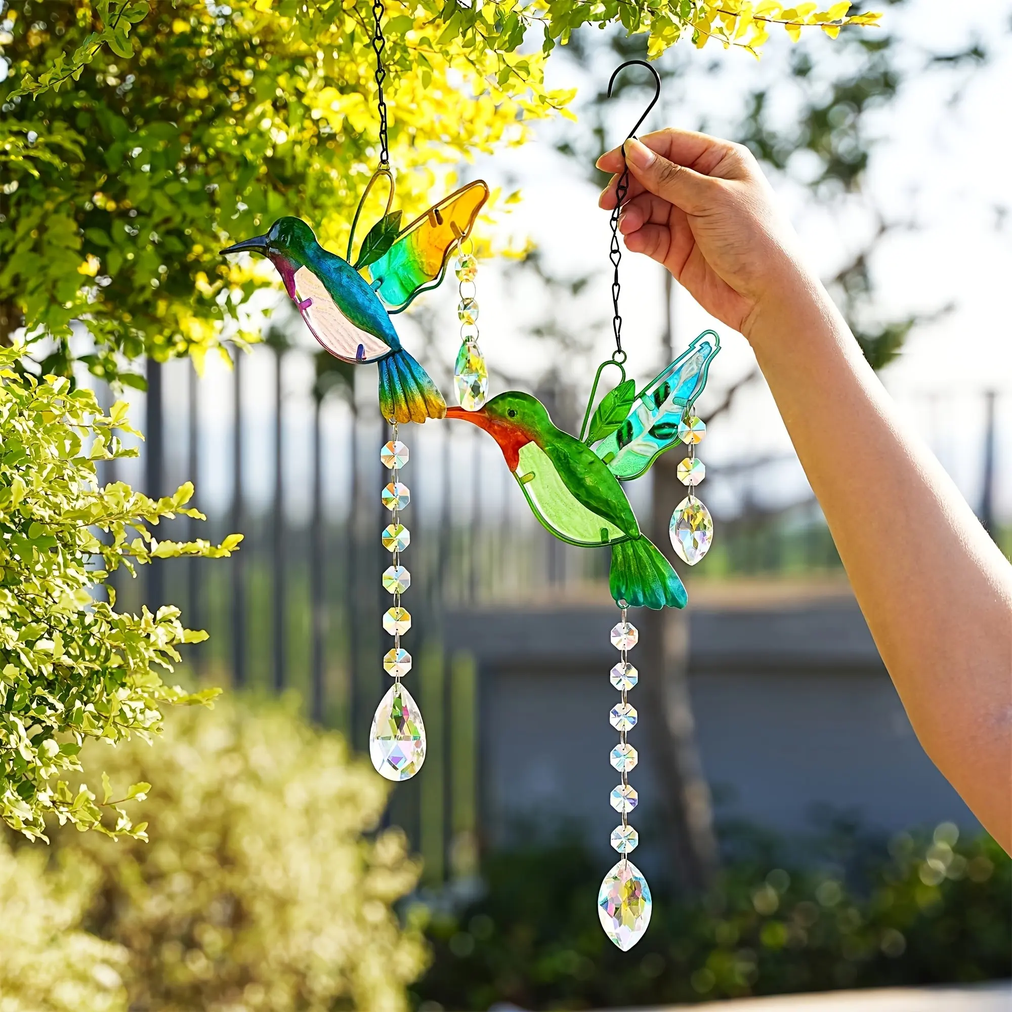 2-Pack Hummingbird Sunshade, Colorful Decorative Glass Window Decorations, Rainbow Maker Crystal Prism Outdoor Indoor Home Garden Party Decoration, Hummingbird Wind Chime