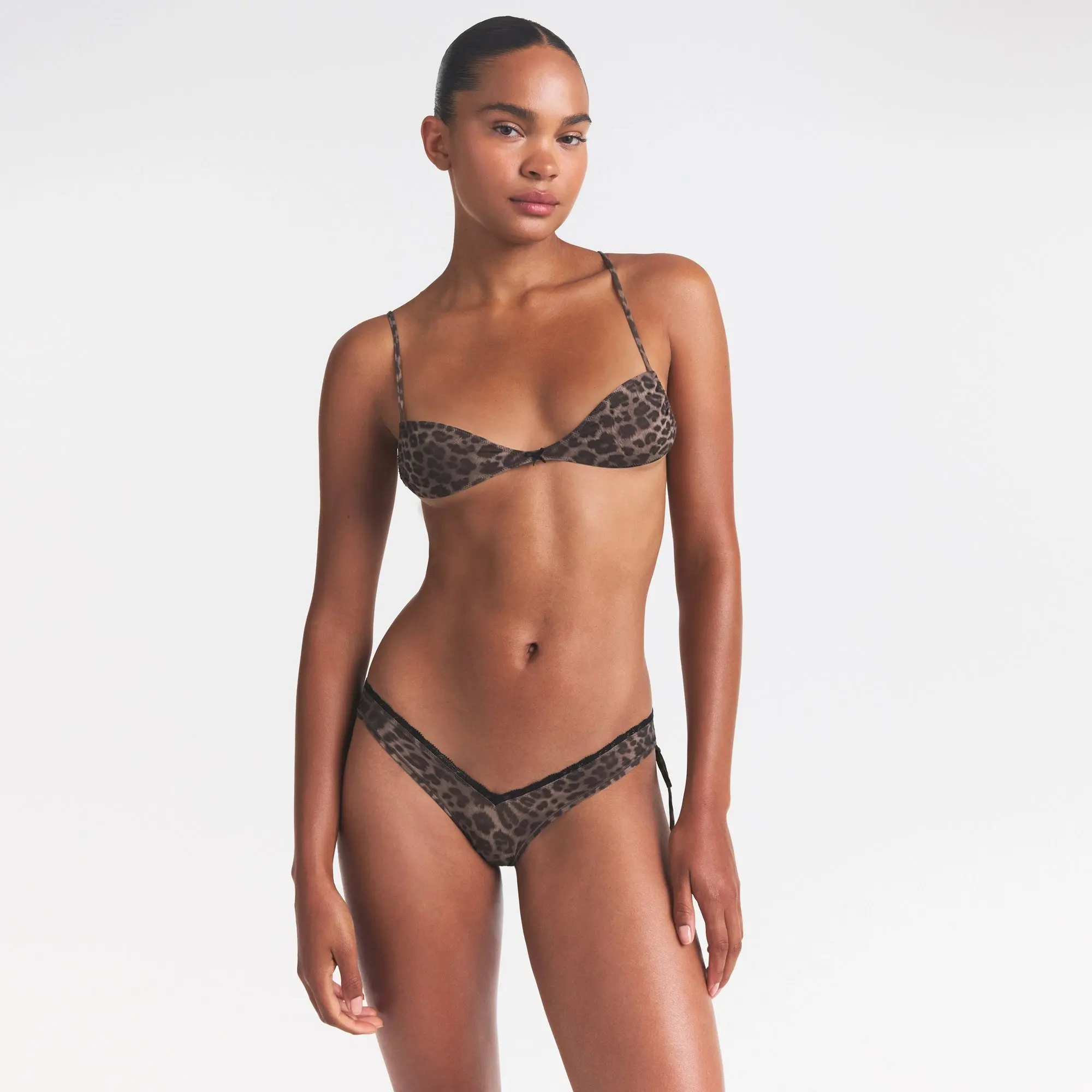 SKIMS FITS EVERYBODY MICRO SKIMPY BRALETTE