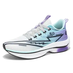 Men's and women's identical stylish fly-knit low-top lace-up running shoes, soft-bottom running training shoes, breathable and comfortable, anti-slip casual sports shoes, couple's shoes.