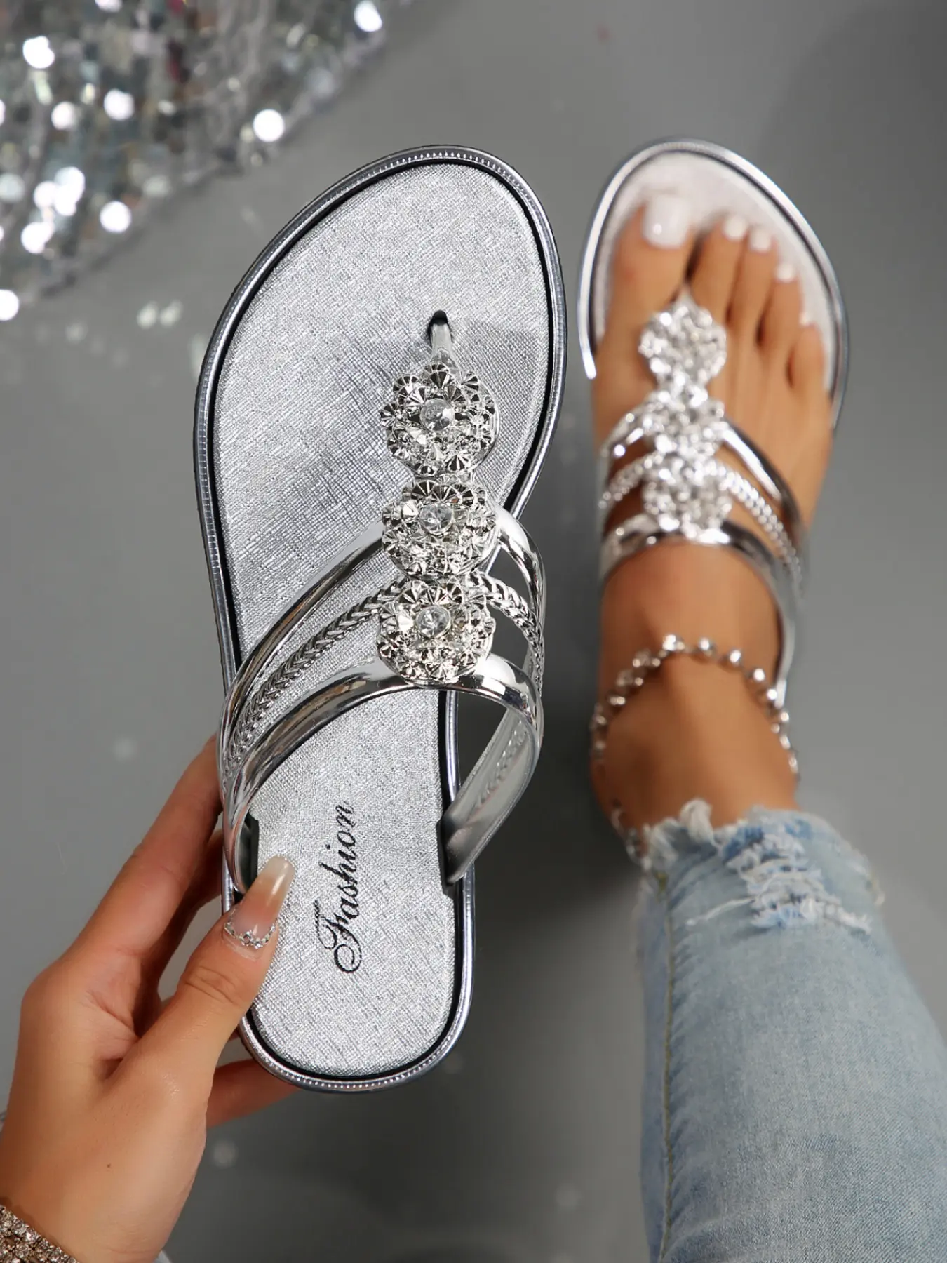 Women's Summer Casual Rhinestone Flip Flops, Dressy Flat Sandals, Comfortable Slippers, Elegant PU Leather Party Shoes, Versatile Footwear, Fashionable Glitter Decorated Sandals, Crystal Slides