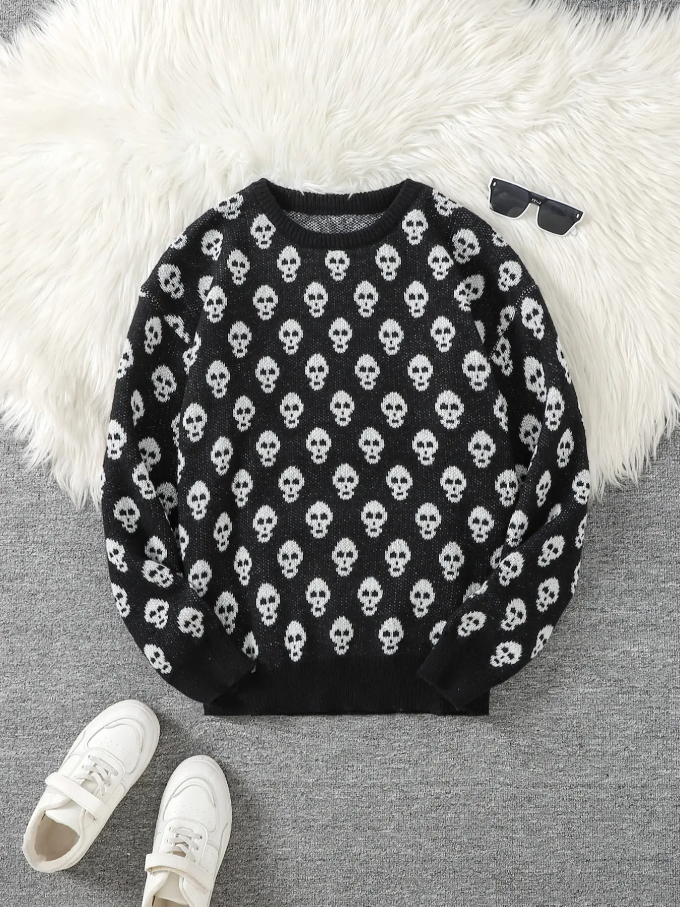 Men's Fall Winter Casual Knitted Sweater, Fitted Long Sleeve Round Neck Pullover with Halloween Skull Print, Moderate Fabric, Perfect Gift Idea, Knitwear