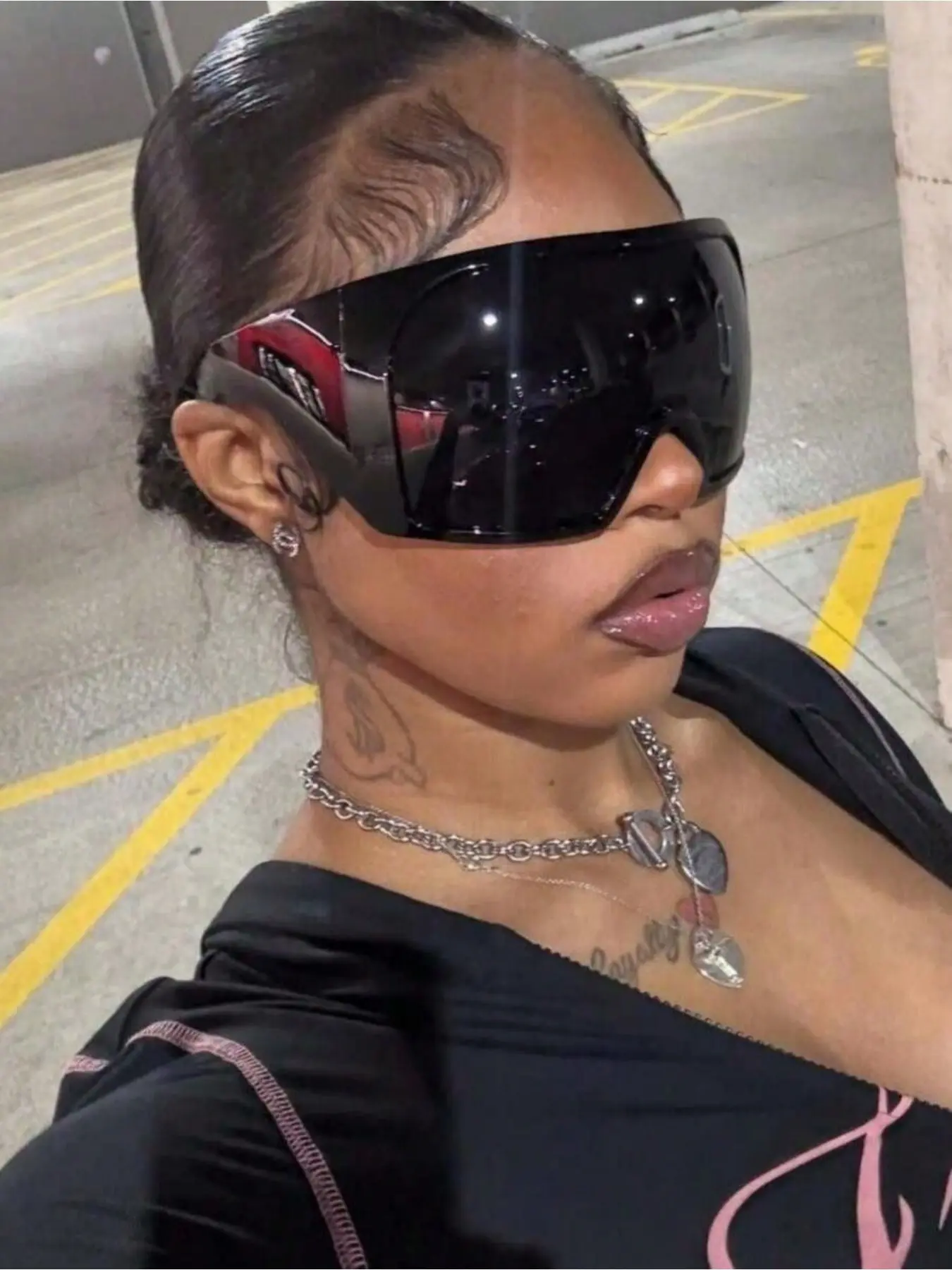 Oversized Futuristic Cyberpunk Aesthetic Style Glasses, Women's Stylish Wraparound Frame, Cool European & American College Vibe, Essential for Back to School