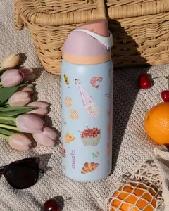 Owala 32 oz Rosé & Croissant Printed Water Bottle, The Cutest Picnic-inspired Design, Perfectly Crafted For Beach Days And Brunch Outings. Your Ultimate Summer Must-have.