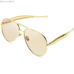 Classic Gold Metal Aviator Sunglasses for Women & Men, Trendy It Girl Designer Fashion Shades with UV400 Protection, Lightweight Premium Eyewear Ideal for Daily Wear, Travel, Photoshoot & Street Style