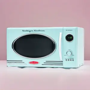 Retro 0.9 Cubic Foot 800-Watt Countertop Microwave Oven - Aqua